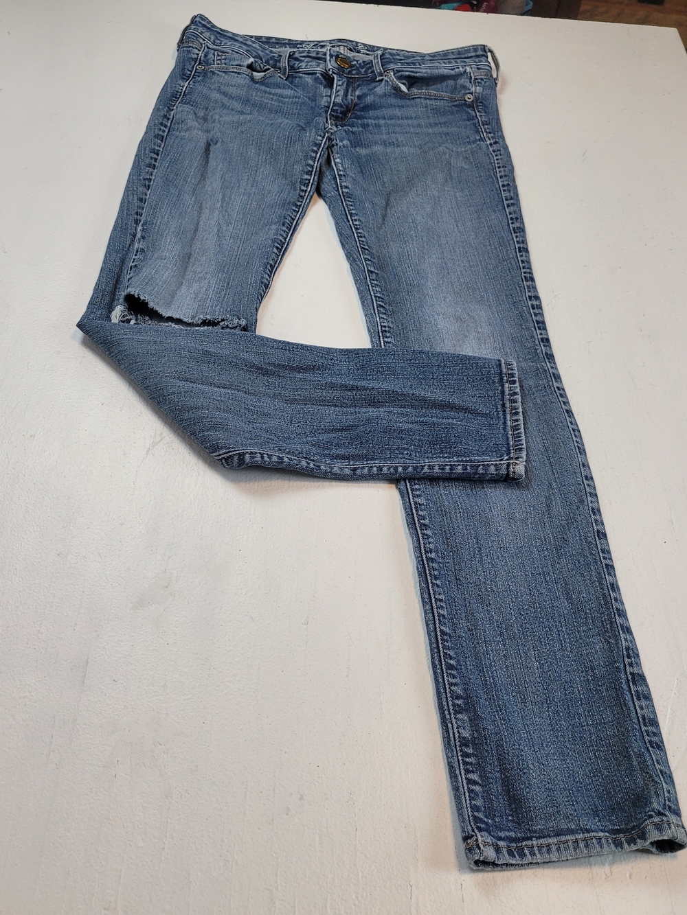 American Eagle Outfitters Women's Skinny Jeans - Light Blue Wash